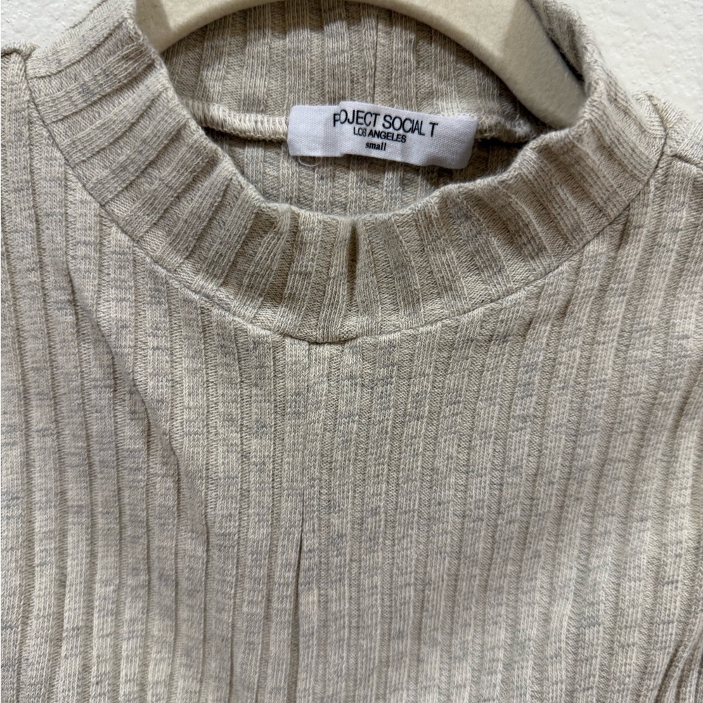 Project Social T Ruched Front Sweater Rib Tank - Picture 6 of 9